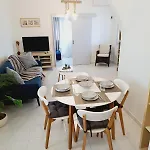 Vila κυκλαδίτικο σπίτι με θέα Mimika Perissa (Santorini)