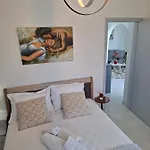 κυκλαδίτικο σπίτι με θέα Mimika Villa