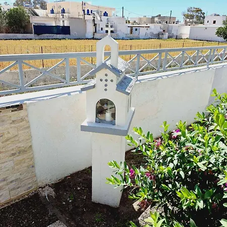 κυκλαδίτικο σπίτι με θέα Mimika וילה