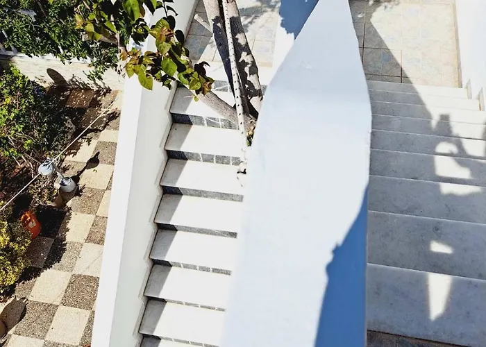 κυκλαδίτικο σπίτι με θέα Mimika Perissa (Santorini)