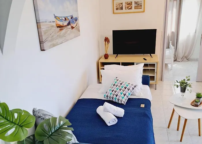 Villa κυκλαδίτικο σπίτι με θέα Mimika *