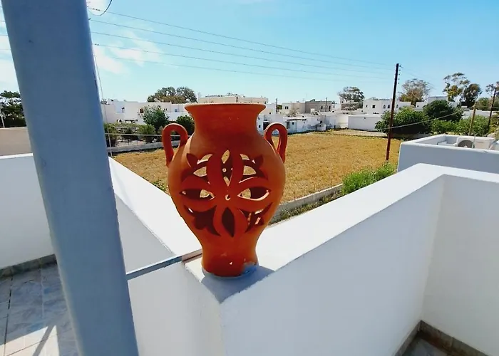 κυκλαδίτικο σπίτι με θέα Mimika * Perissa (Santorini)