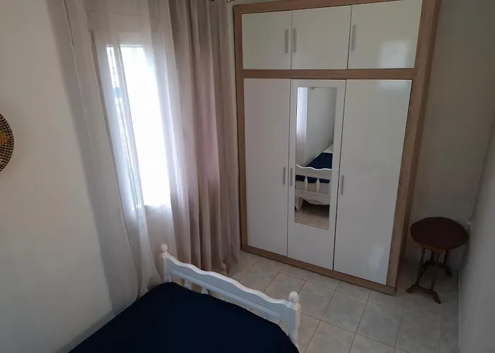 κυκλαδίτικο σπίτι με θέα Mimika Villa