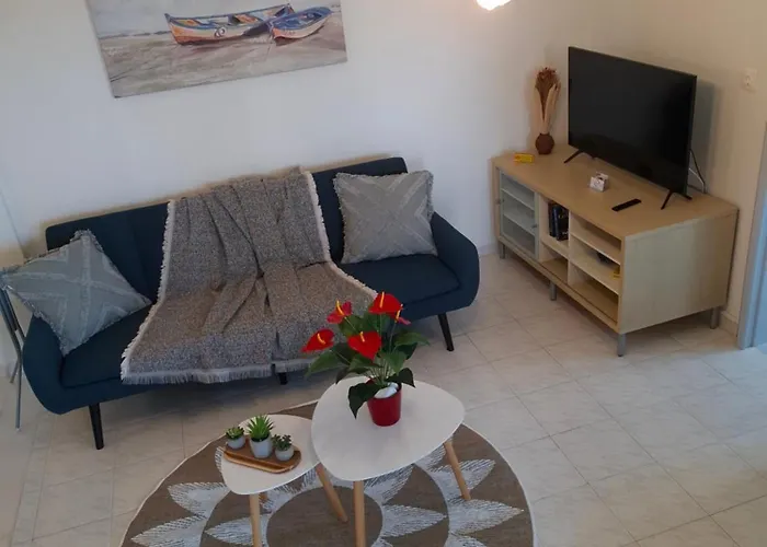 Villa κυκλαδίτικο σπίτι με θέα Mimika *