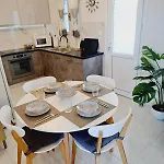κυκλαδίτικο σπίτι με θέα Mimika Villa *