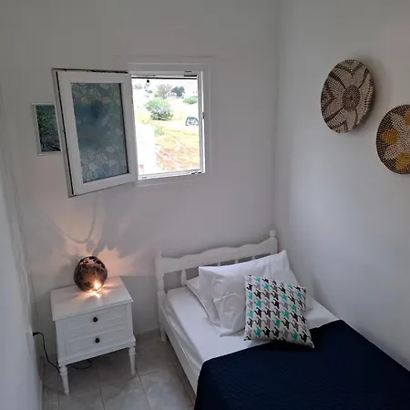 Vila κυκλαδίτικο σπίτι με θέα Mimika