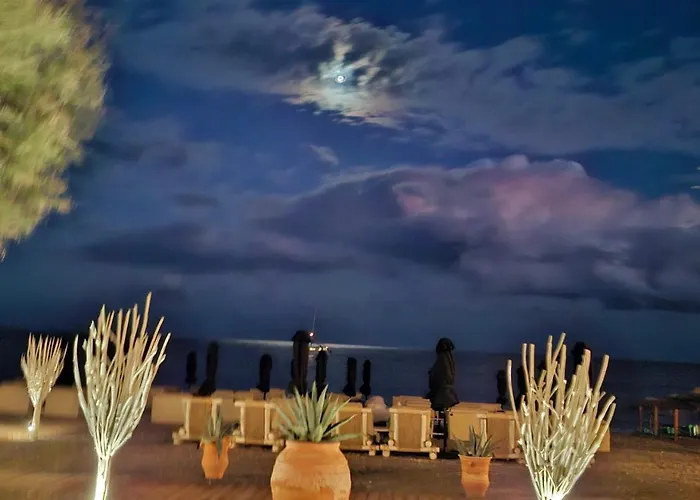 κυκλαδίτικο σπίτι με θέα Mimika Vila