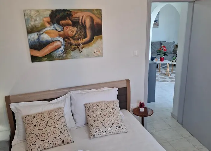 κυκλαδίτικο σπίτι με θέα Mimika Vila